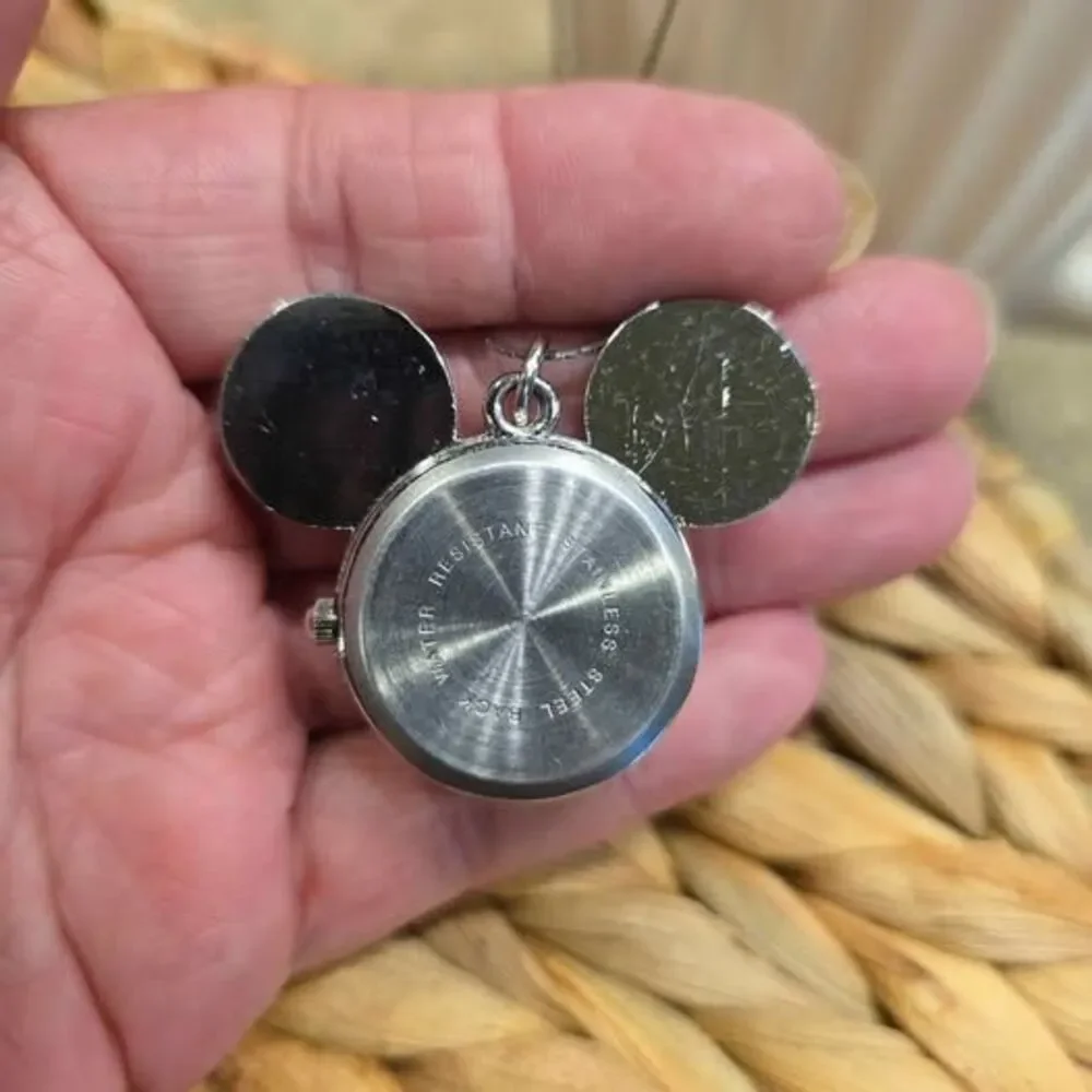 Chaoyada Mickey Mouse Pendant Watch Necklace